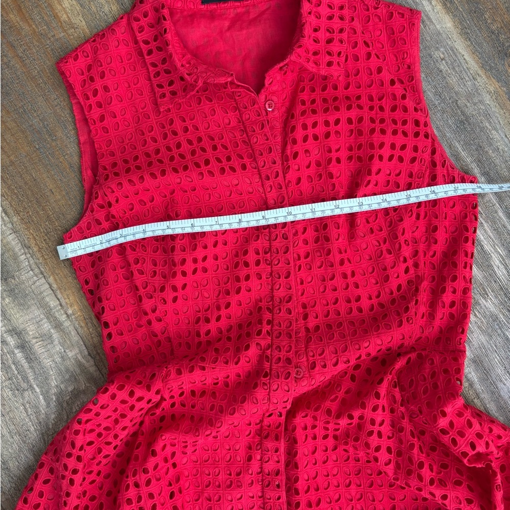 Carolina Herrera Red Eyelet Asymmetrical Shirt Dress size 6 - Picture 2 of 15